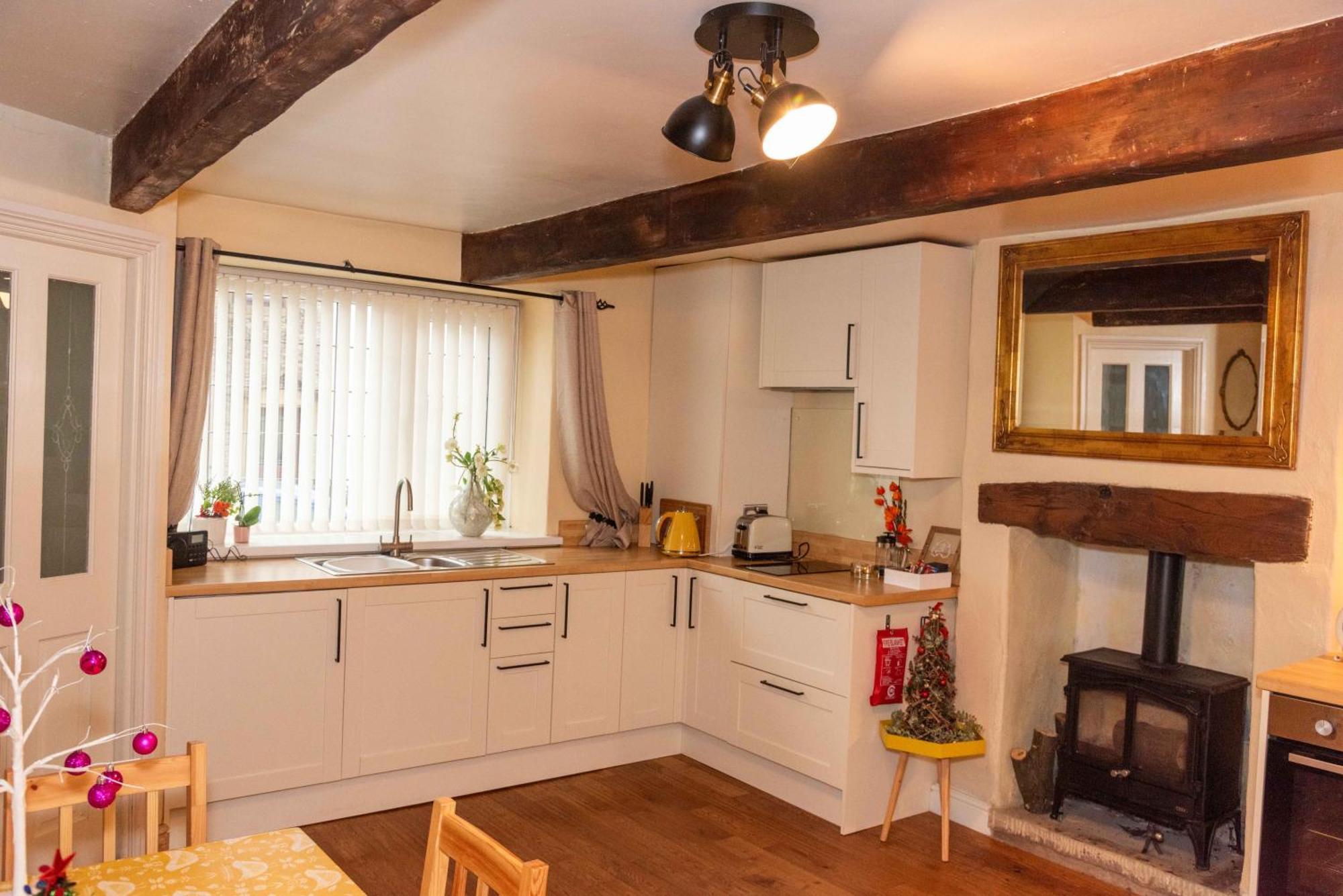 Holiday home Tilly - Overlooking Pendle Hill *