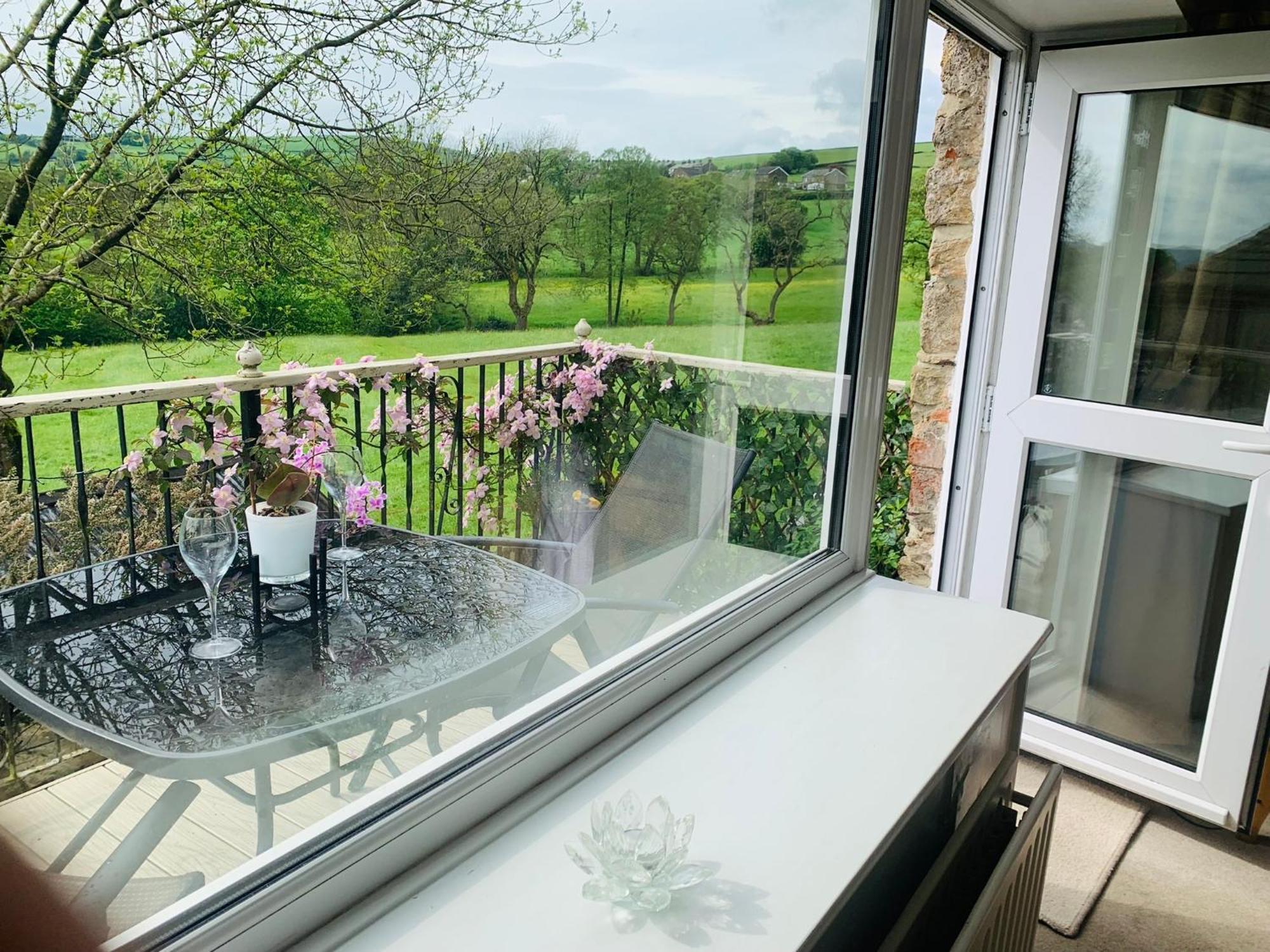 Tilly - Overlooking Pendle Hill Vakantiehuis *